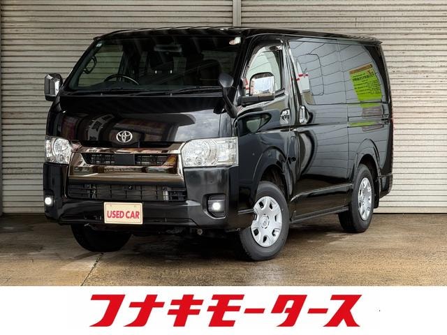 Toyota HIACE VAN 2022 — фото автомобиля