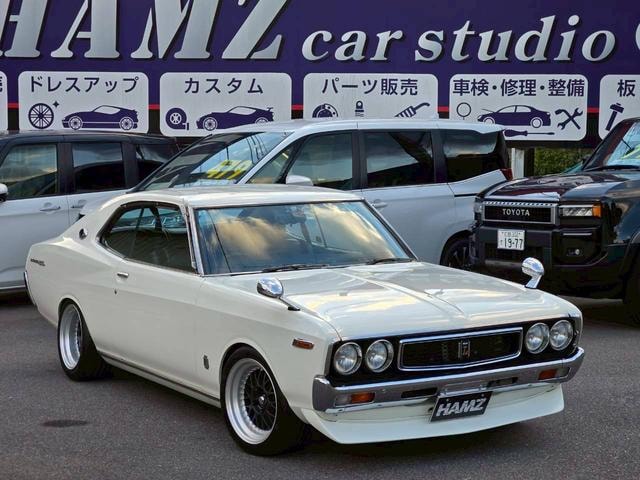 Nissan LAUREL 1976 — фото автомобиля