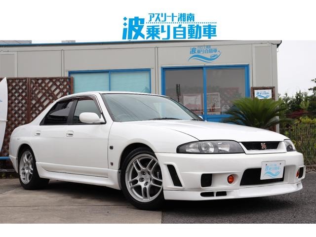 Nissan SKYLINE 1998 — фото автомобиля