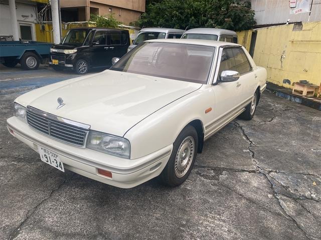Nissan CEDRIC CIMA 1989 — фото автомобиля