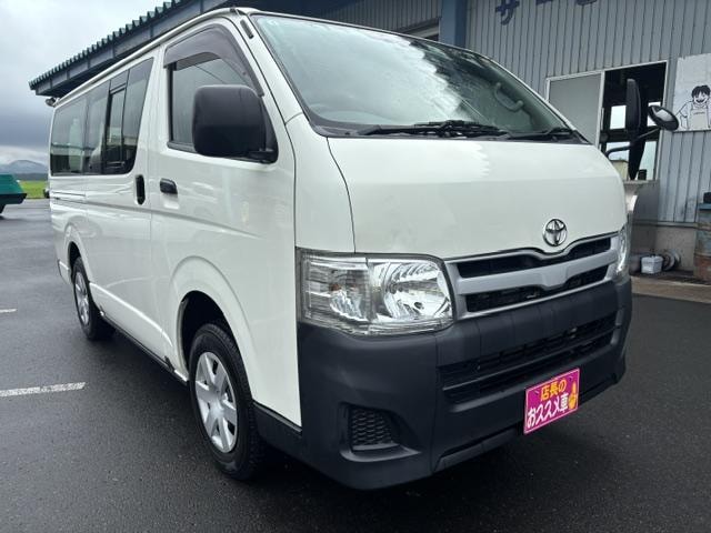 Toyota HIACE VAN 2014 — фото автомобиля 1