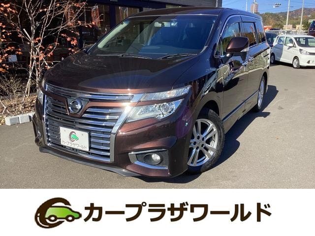 Nissan ELGRAND 2015 — фото автомобиля