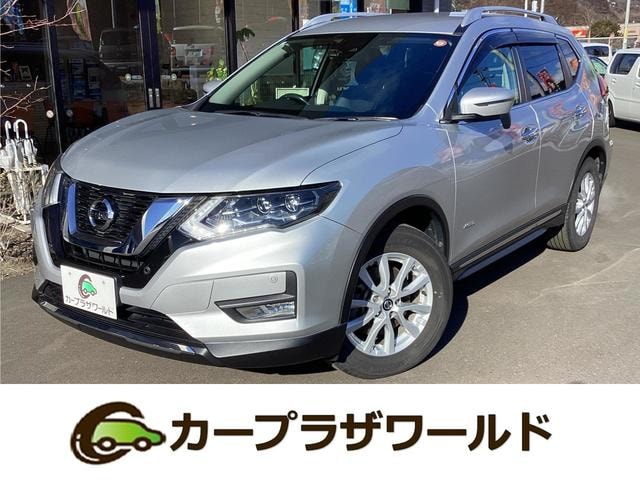Nissan X-TRAIL 2017 — фото автомобиля 1
