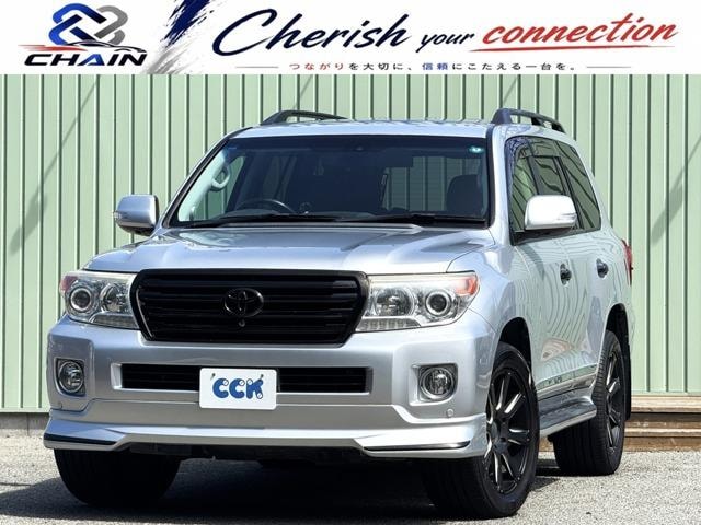 Toyota LAND CRUISER 2013 — фото автомобиля