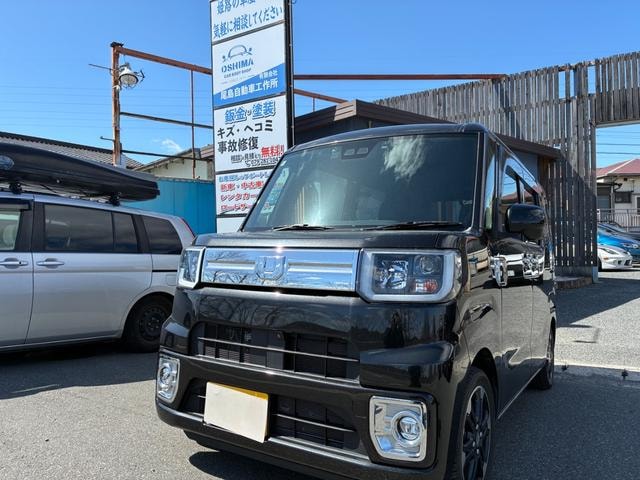 Daihatsu WAKE 2021 — фото автомобиля 1