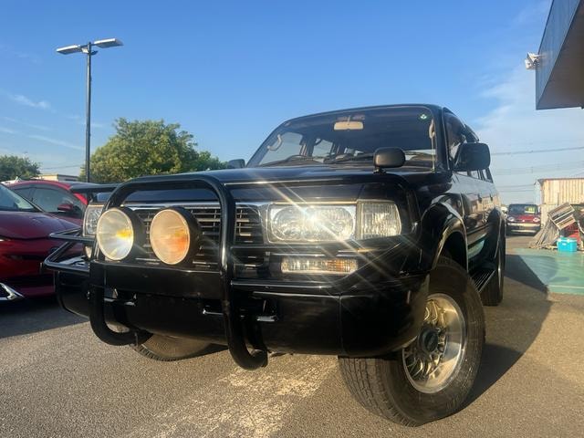 Toyota LAND CRUISER 80 1995 — фото автомобиля