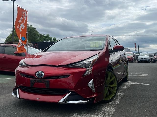 Toyota PRIUS 2017 — фото автомобиля 1