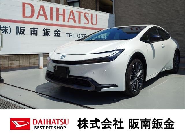 Toyota PRIUS 2025 — фото автомобиля 1