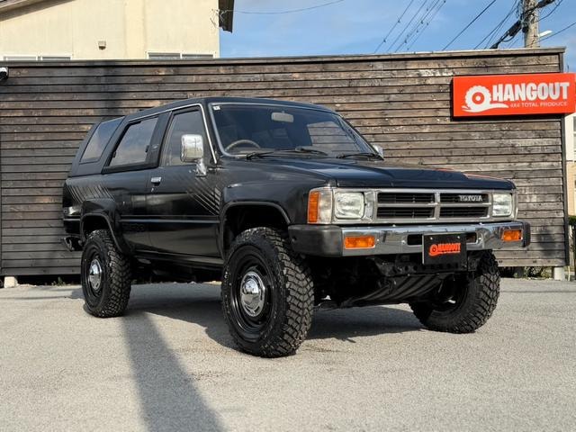 Toyota HILUX SURF 1988 — фото автомобиля