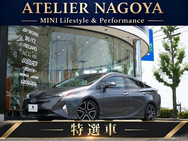 Toyota PRIUS 2016 — фото автомобиля 1