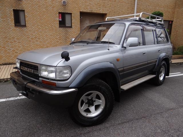 Toyota LAND CRUISER 80 1993 — фото автомобиля