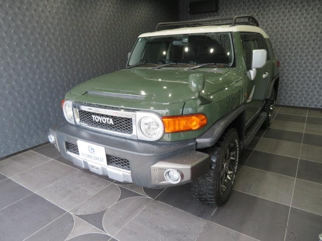 Toyota FJ CRUISER 2014 — фото автомобиля