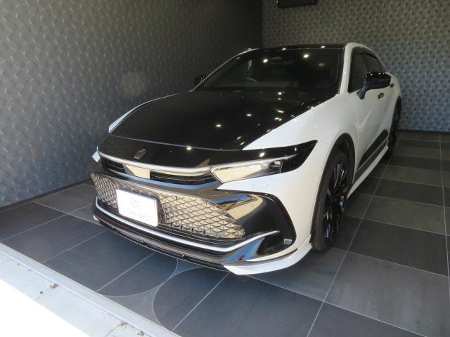Toyota CROWN CROSSOVER 2023 — фото автомобиля 1