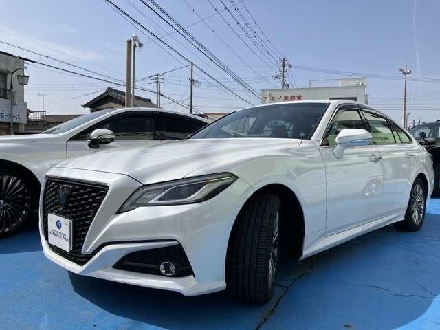 Toyota CROWN HYBRID 2021 — фото автомобиля 1