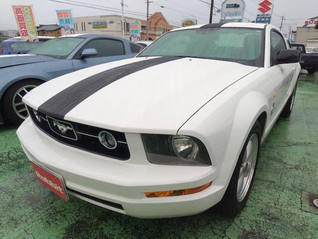 Ford MUSTANG 2008 — фото автомобиля 1