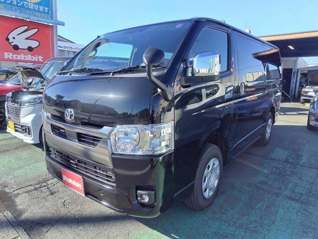 Toyota HIACE VAN 2025 — фото автомобиля 1