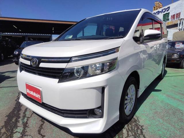 Toyota VOXY 2014 — фото автомобиля