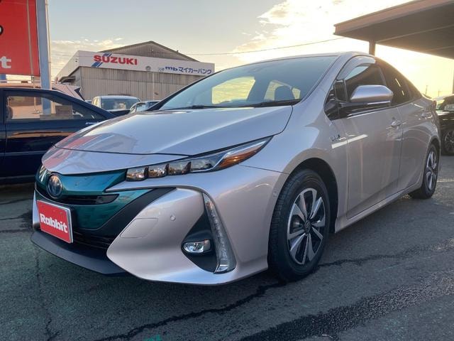 Toyota PRIUS PHV 2017 — фото автомобиля