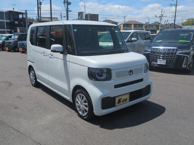 Honda N-BOX 2025 — фото автомобиля 1