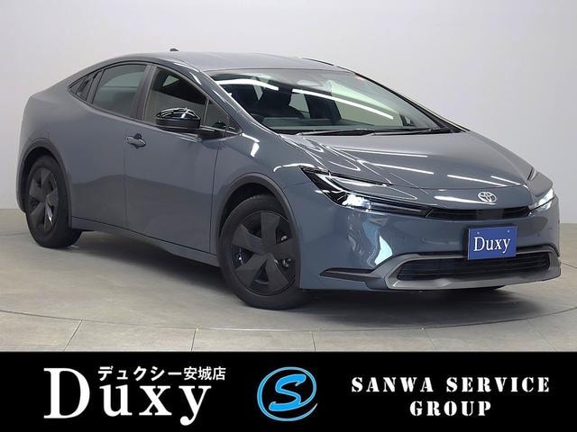 Toyota PRIUS 2023 — фото автомобиля 1