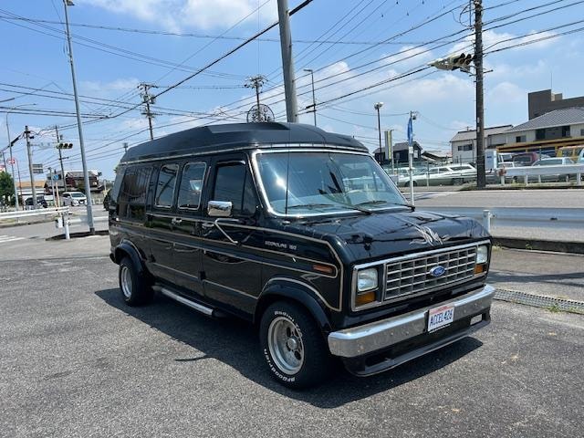 Ford ECONOLINE 1990 — фото автомобиля 1