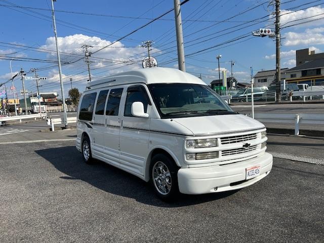 Chevrolet EXPRESS 1997 — фото автомобиля 1