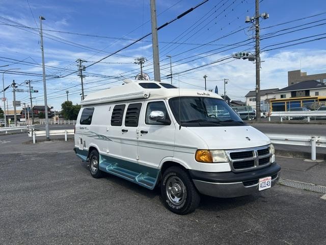 Dodge VAN 2000 — фото автомобиля 1