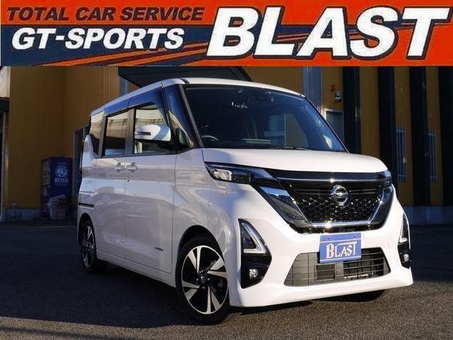Nissan ROOX 2022 — фото автомобиля 1