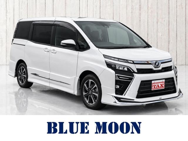 Toyota VOXY 2019 — фото автомобиля