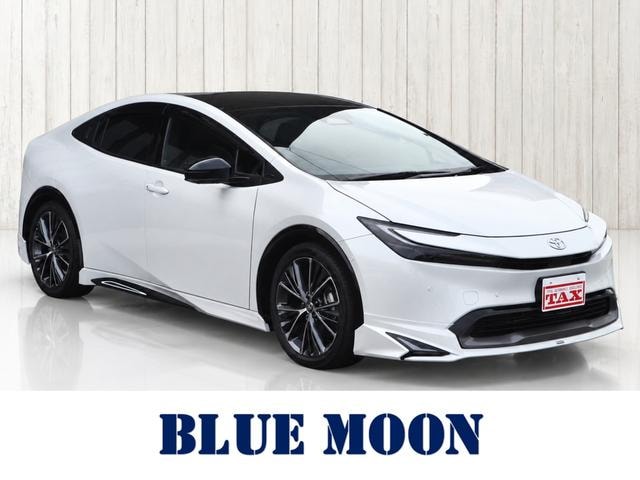 Toyota PRIUS 2025 — фото автомобиля