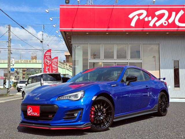 Subaru BRZ 2018 — фото автомобиля 1