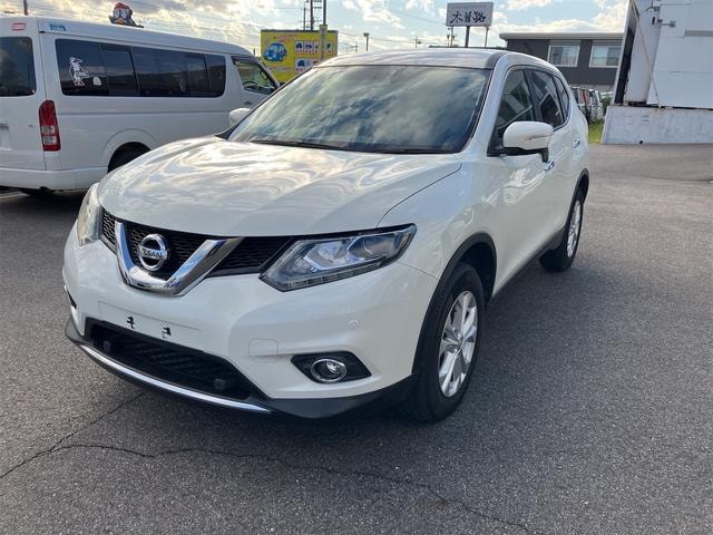 Nissan X-TRAIL 2016 — фото автомобиля