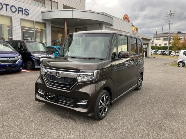 Honda N-BOX CUSTOM 2019 — фото автомобиля 1