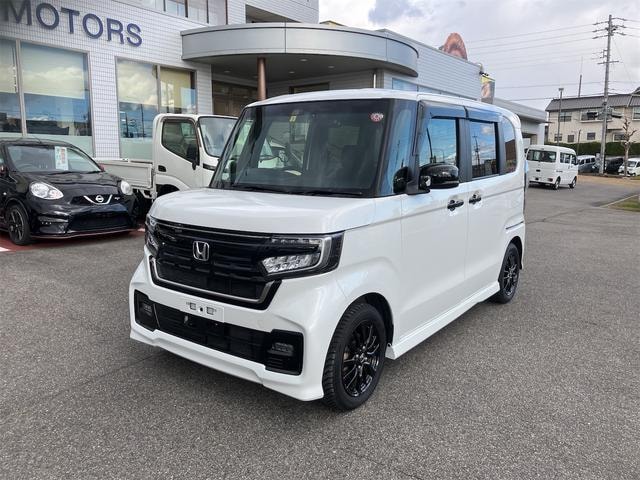 Honda N-BOX CUSTOM 2023 — фото автомобиля 1