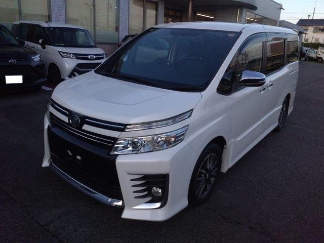 Toyota VOXY 2015 — фото автомобиля 1