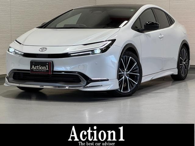 Toyota PRIUS 2023 — фото автомобиля 1