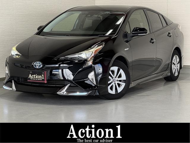 Toyota PRIUS 2017 — фото автомобиля 1