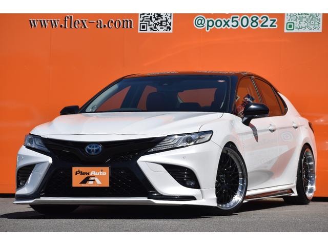 Toyota CAMRY 2021 — фото автомобиля