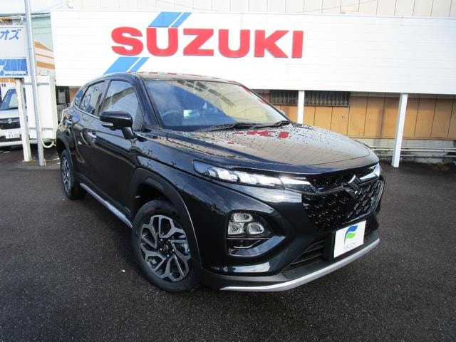 Suzuki FRONX 2026 — фото автомобиля 1