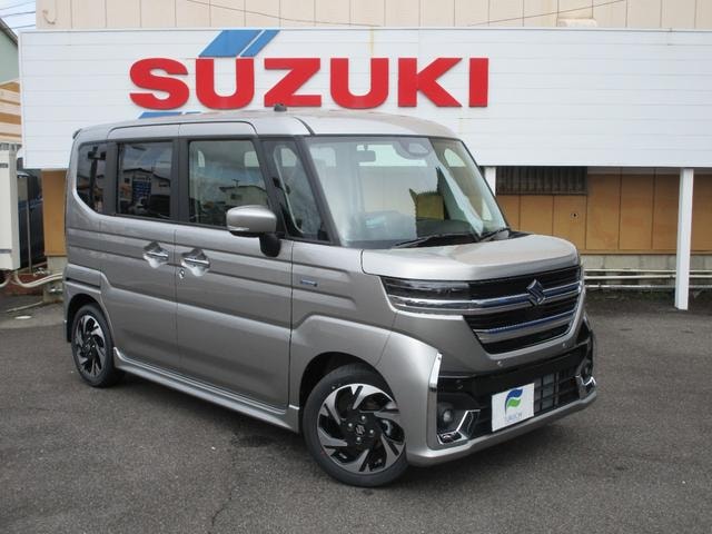 Suzuki SPACIA CUSTOM 2025 — фото автомобиля 1