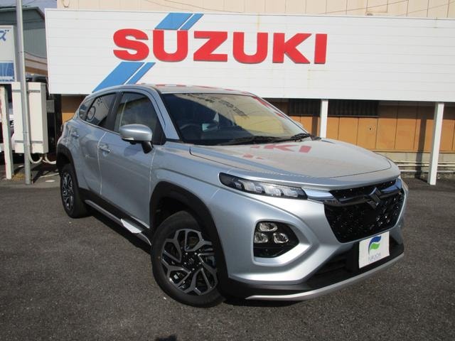 Suzuki FRONX 2026 — фото автомобиля 1