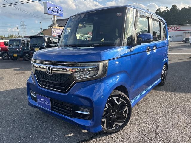 Honda N-BOX CUSTOM 2017 — фото автомобиля
