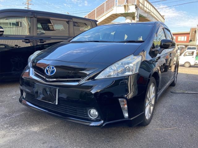 Toyota PRIUS ALPHA 2012 — фото автомобиля 1