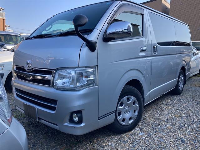 Toyota HIACE VAN 2013 — фото автомобиля 1