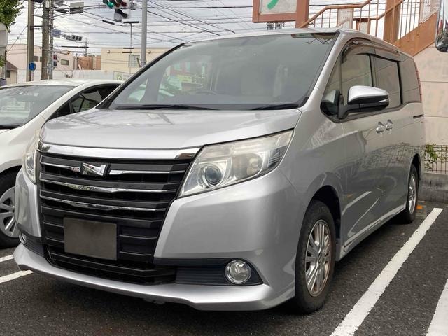 Toyota NOAH 2014 — фото автомобиля 1