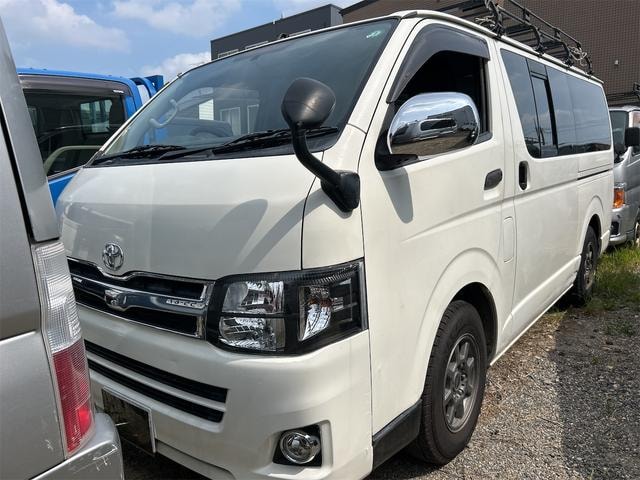 Toyota HIACE VAN 2013 — фото автомобиля 1