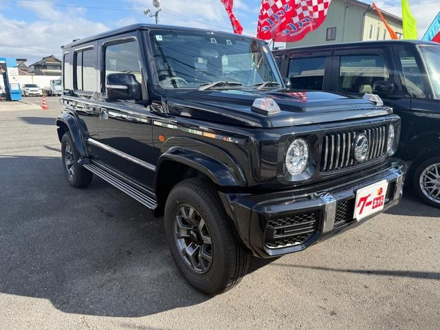 Suzuki JIMNY NOMADE 2025 — фото автомобиля