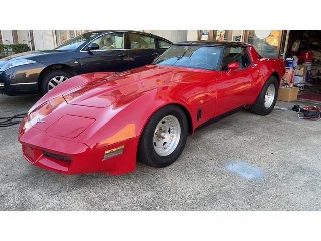 Chevrolet CORVETTE 1981 — фото автомобиля 1
