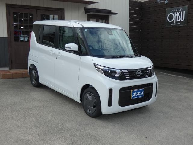 Nissan ROOX 2025 — фото автомобиля 1