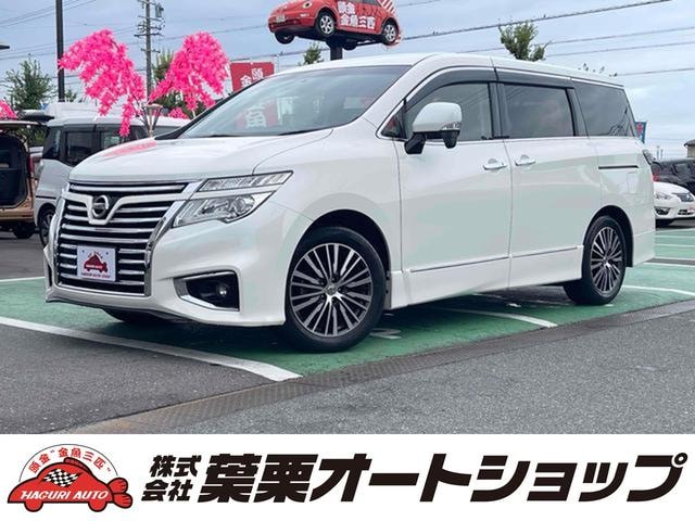 Nissan ELGRAND 2015 — фото автомобиля